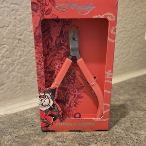 Ed Hardy Coral Pink Cuticle Nipper with Tattoo-Inspired Packaging Nwt